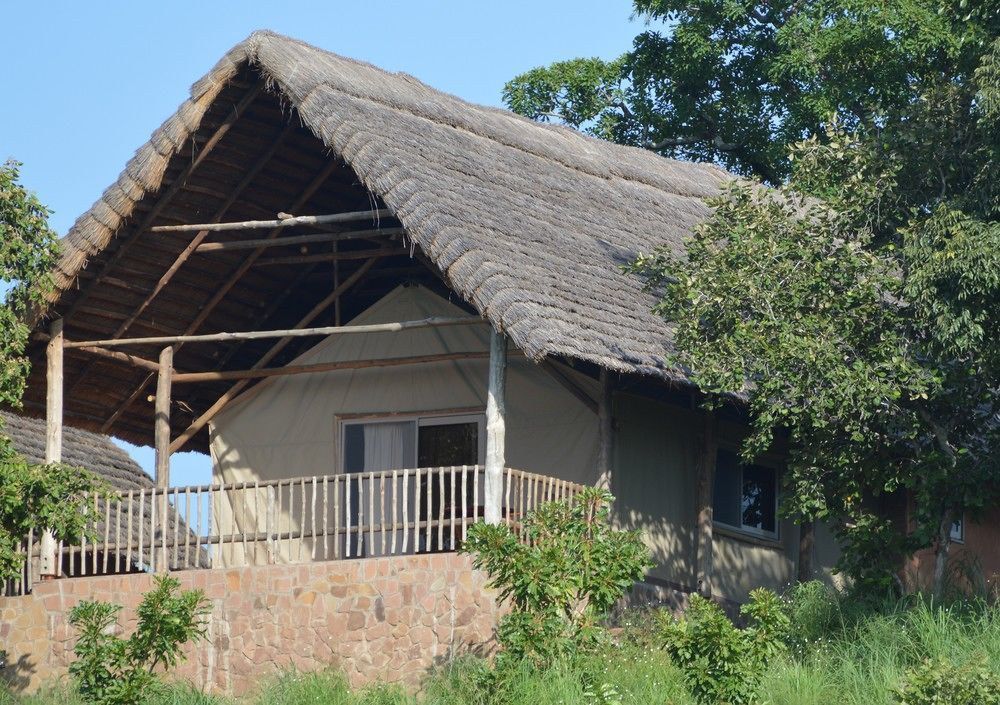 Zaina Lodge Wa Exterior photo